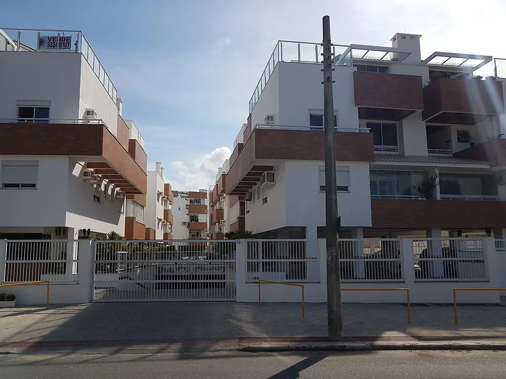 Apto de 02 qtos no Ingleses - Florianopolis - SC Brasil