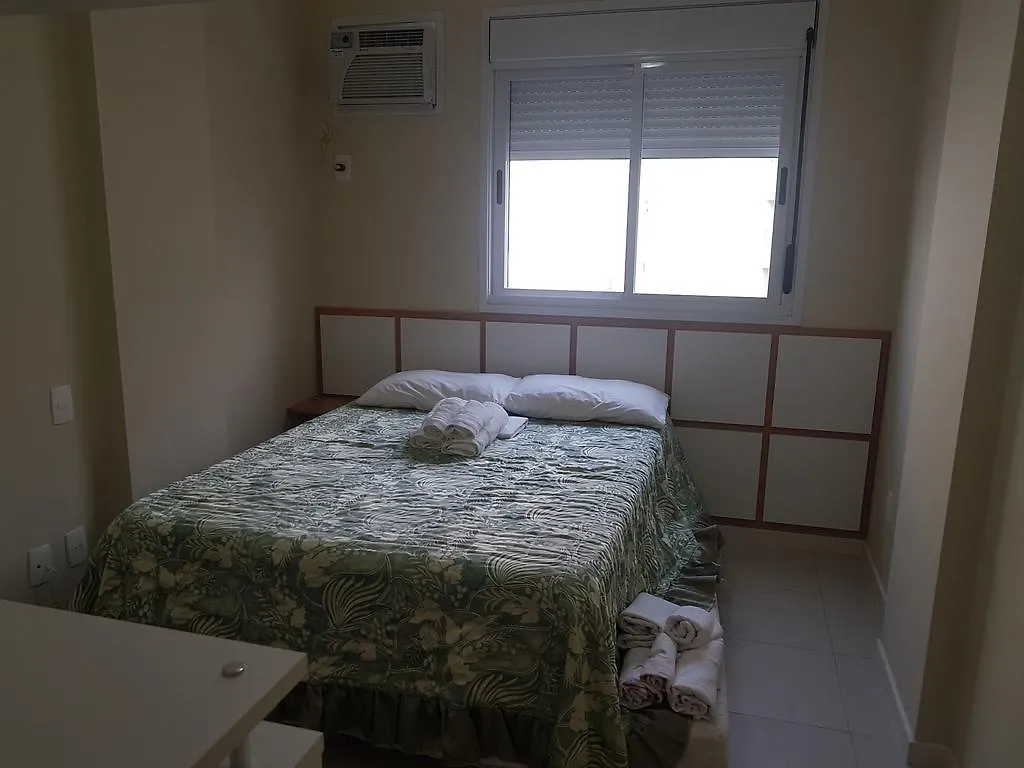 Apto de 02 qtos no Ingleses - Florianopolis - SC 0*,  Brasil